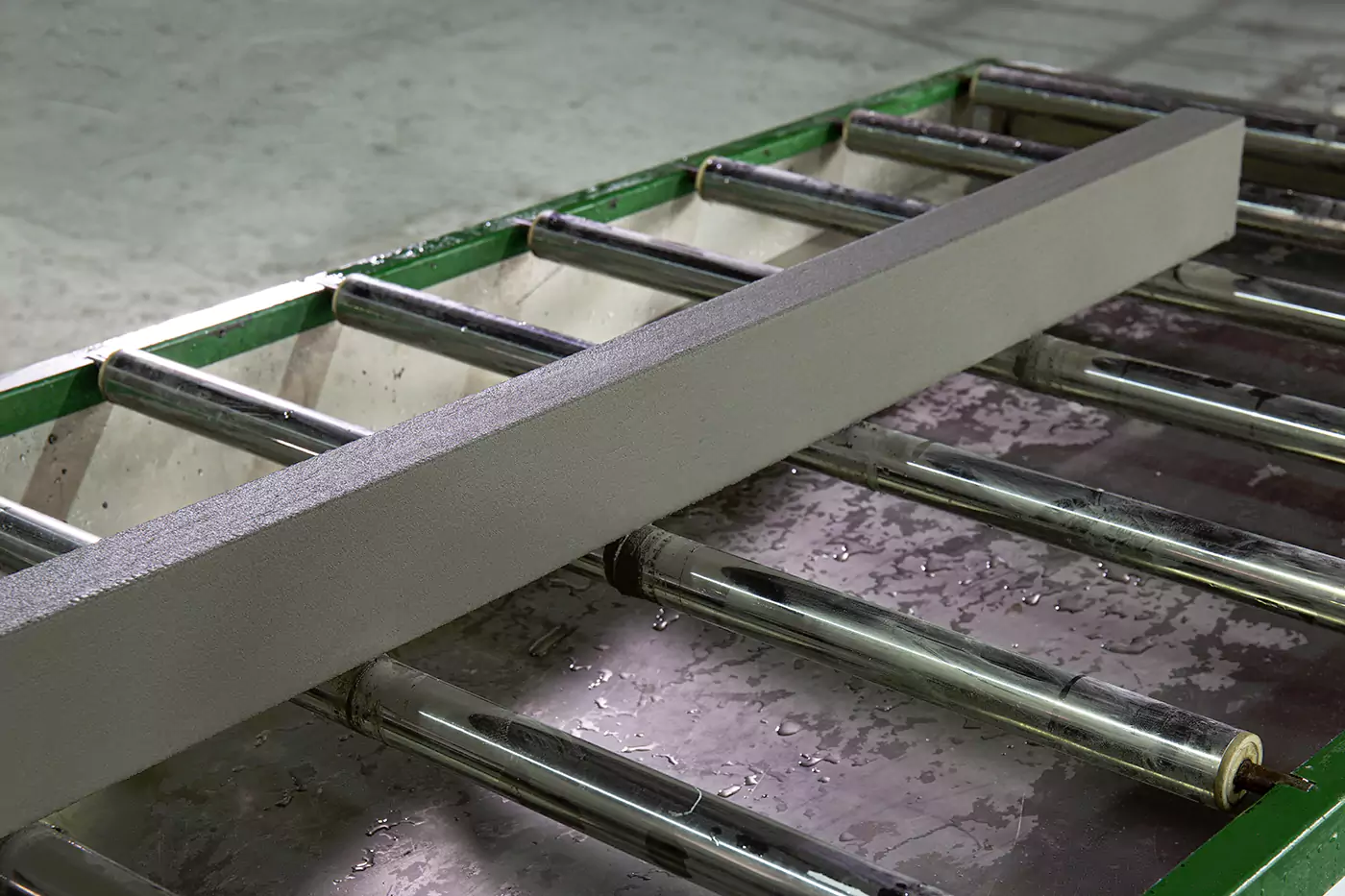 Eps Cornice Moulding Cement Coating Machine 4 EPS Cornice Moulding Cement Coating Machine - Image 4